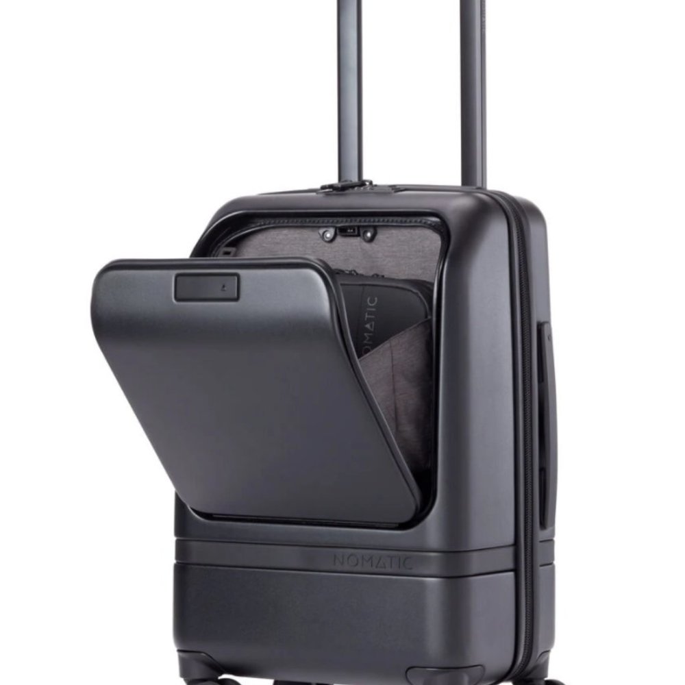 Nomatic Carry-On Pro